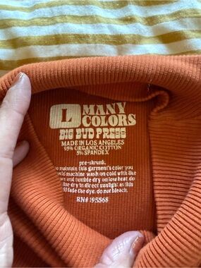 Big Bud Press Many Colors Orange Ribbed Mock Turtleneck - L